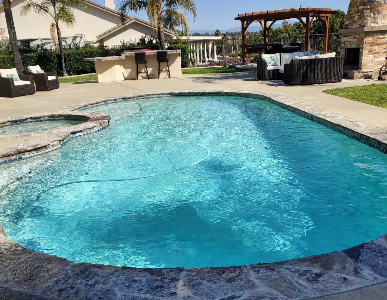 Weekly Pool Cleaning photo 1